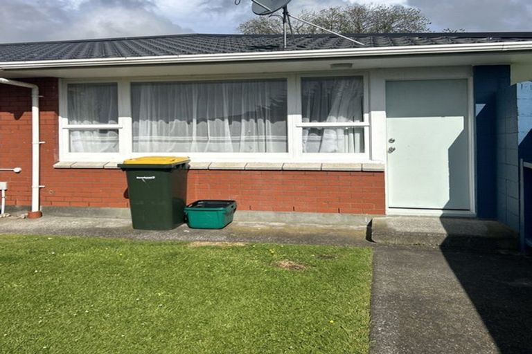 Photo of property in 14-16 Mako Mako Road, Levin, 5510