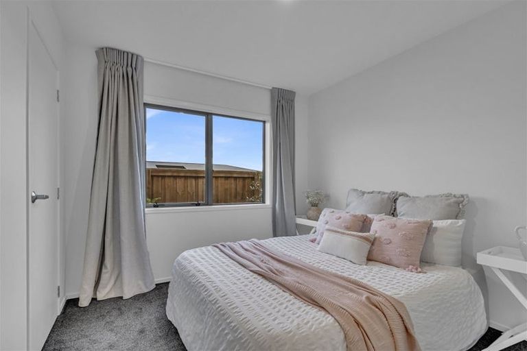 Photo of property in 18 Meyer Crescent, Halswell, Christchurch, 8025
