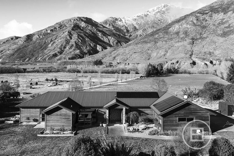 Photo of property in 50 Judge And Jury Drive, Lake Hayes, Queenstown, 9304