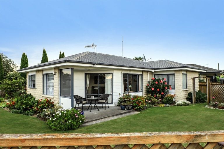 Photo of property in 23 King Street, Taradale, Napier, 4112