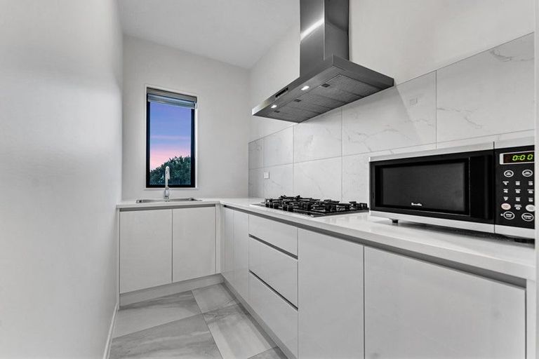 Photo of property in 16 Wheriko Avenue, Glenbrook, 2681