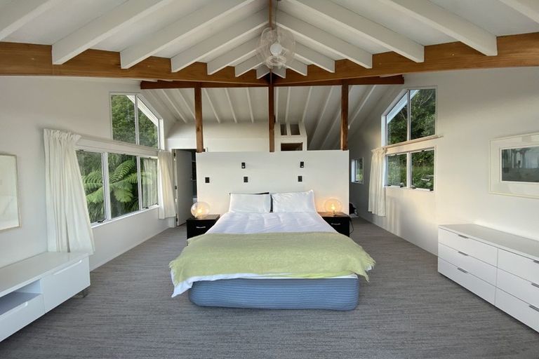 Photo of property in 74 Cluny Road, Plimmerton, Porirua, 5026