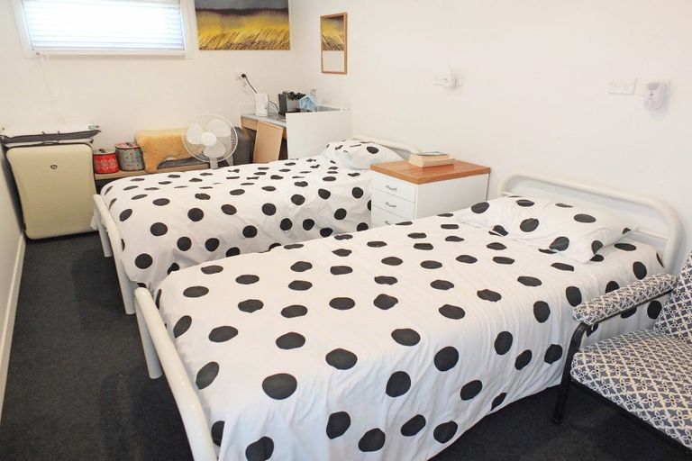 Photo of property in 3 Kent Terrace, Foxton Beach, Foxton, 4815