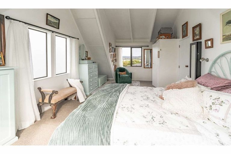 Photo of property in 87 Doves Bay Road, Kerikeri, 0294