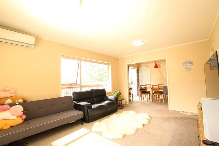 Photo of property in 2/78 Bentley Avenue, Glenfield, Auckland, 0629