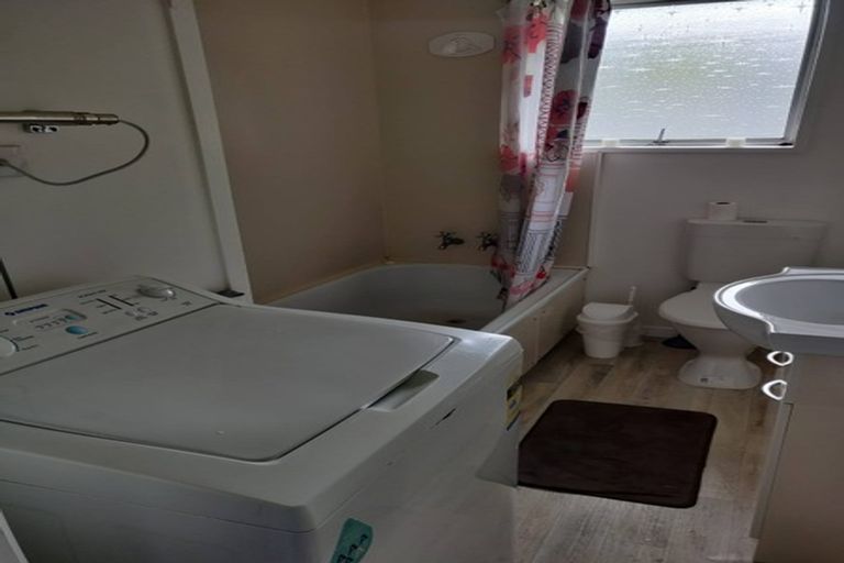 Photo of property in 5/7 Brockworth Place, Riccarton, Christchurch, 8011