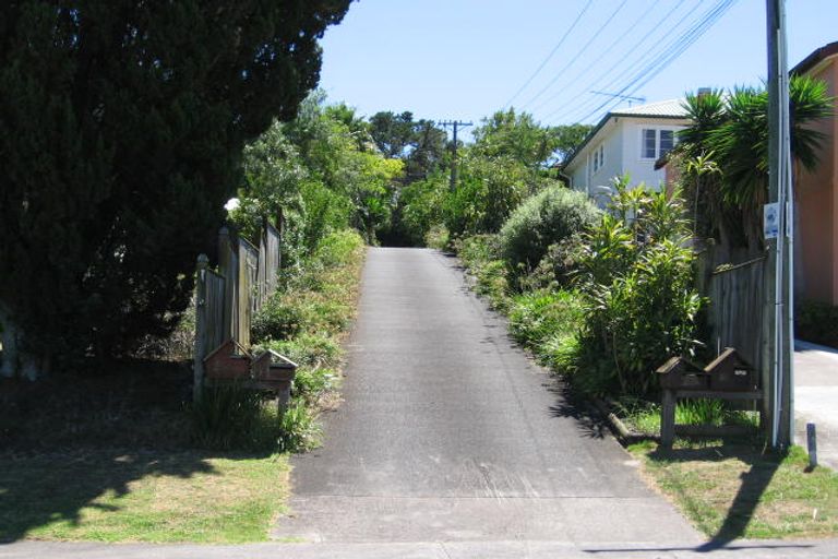 Photo of property in 2/25 Wolsley Avenue, Milford, Auckland, 0620