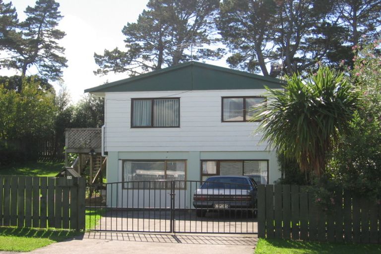 Photo of property in 14 Applewood Drive, Henderson, Auckland, 0612