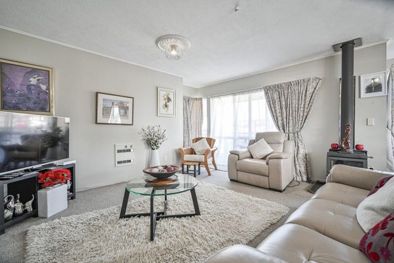 Photo of property in 1110a Karamu Road North, Mayfair, Hastings, 4122