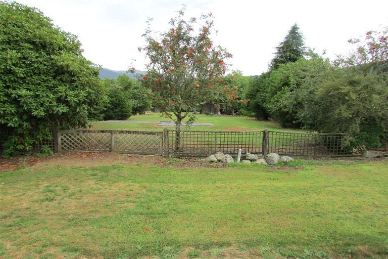 Photo of property in 45 Town Belt South, Blackball, 7804