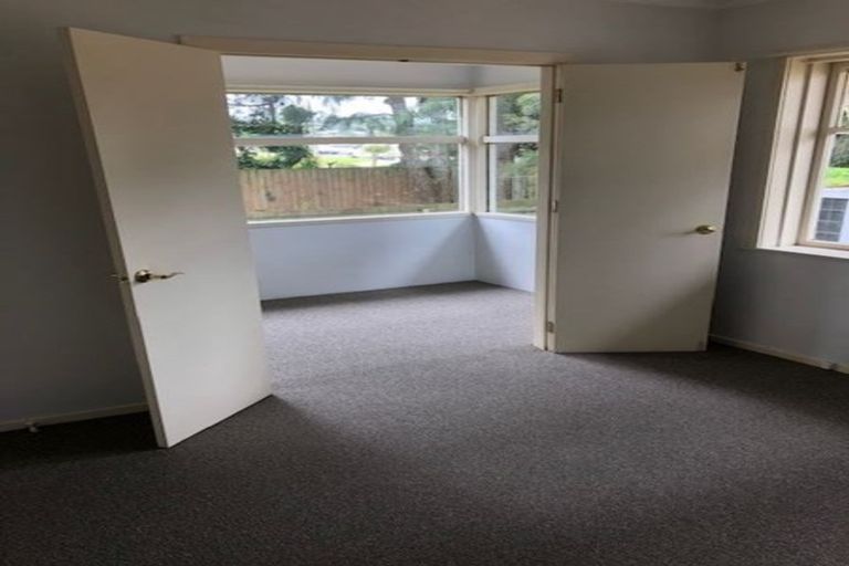 Photo of property in 2/27 Pakuranga Road, Pakuranga, Auckland, 2010
