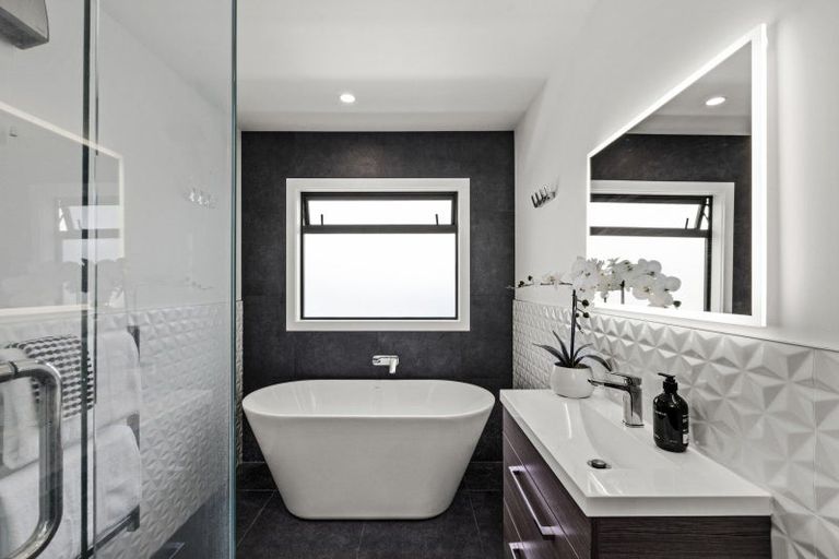 Photo of property in 5 Rich Rise, Havelock North, 4130