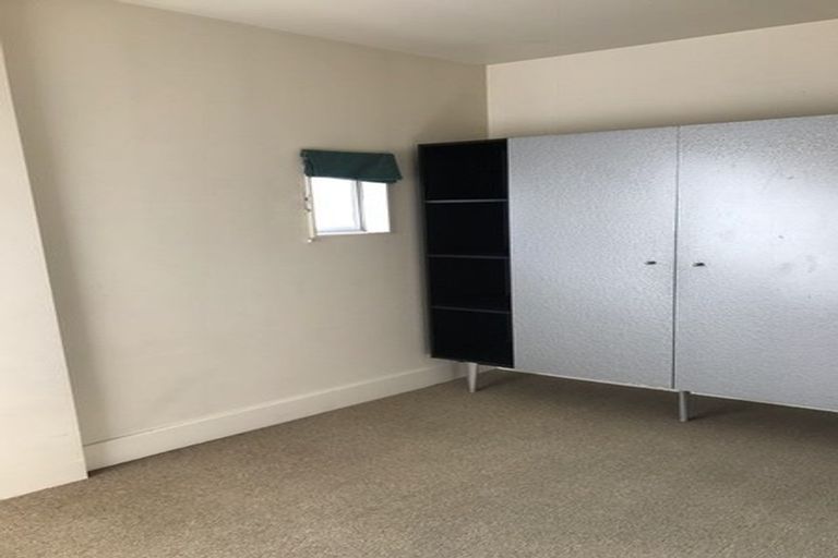 Photo of property in St Pauls Apartments, 9/43 Mulgrave Street, Thorndon, Wellington, 6011