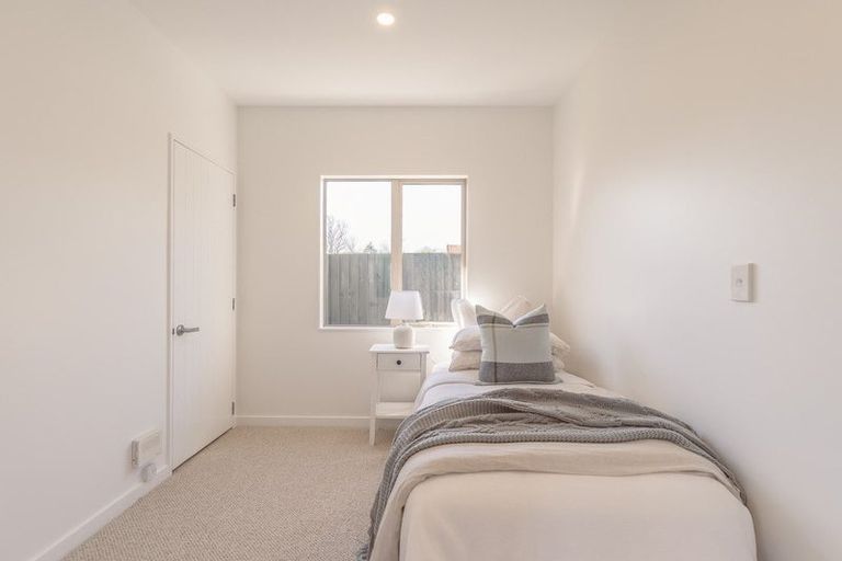 Photo of property in 4/15 Derrett Place, Saint Martins, Christchurch, 8022