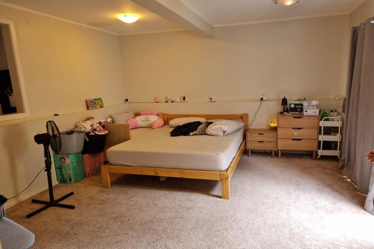 Photo of property in 156 Lynn Road, Bayview, Auckland, 0629