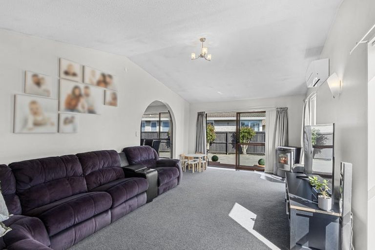 Photo of property in 22 Cicada Place, Hei Hei, Christchurch, 8042