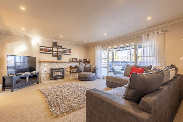 Photo of property in 10 Hartley Place, Awapuni, Palmerston North, 4412