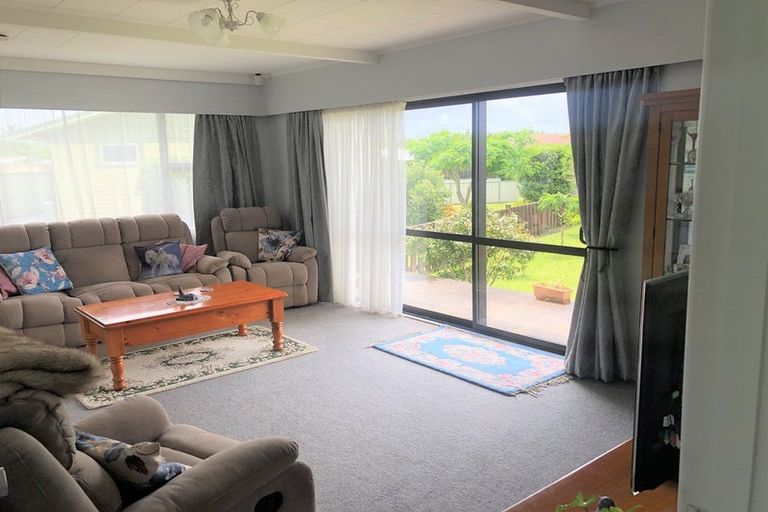 Photo of property in 17 Winston Street, Tikipunga, Whangarei, 0112