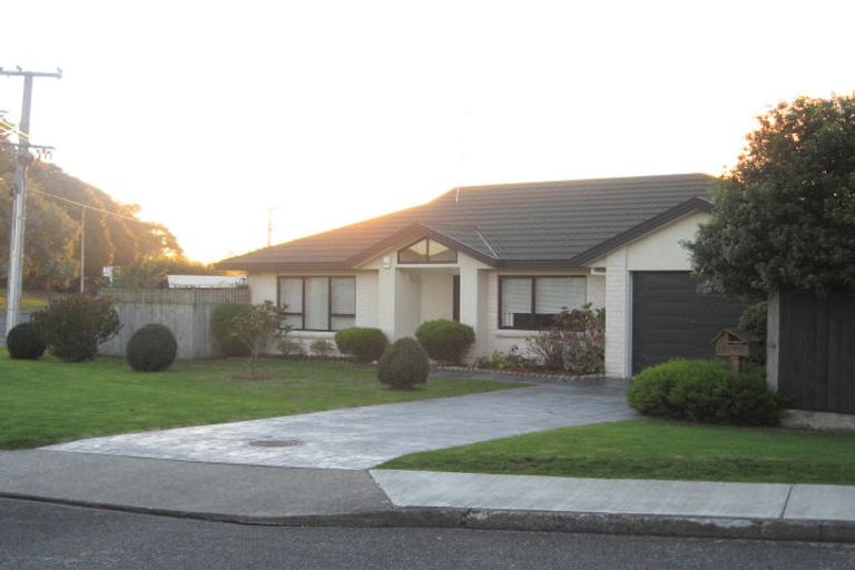 Photo of property in 39a Raumati Road, Raumati Beach, Paraparaumu, 5032
