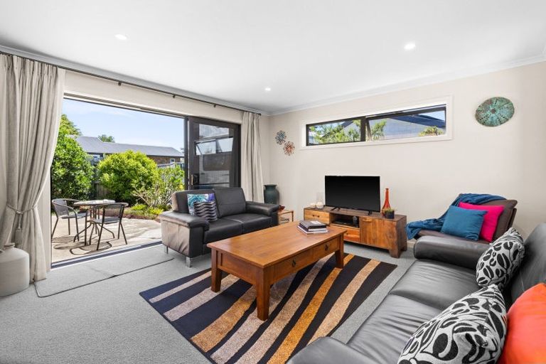 Photo of property in 4b Read Crescent, Clive, 4102