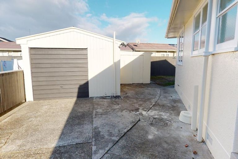 Photo of property in 8 Viscount Place, West End, Palmerston North, 4412