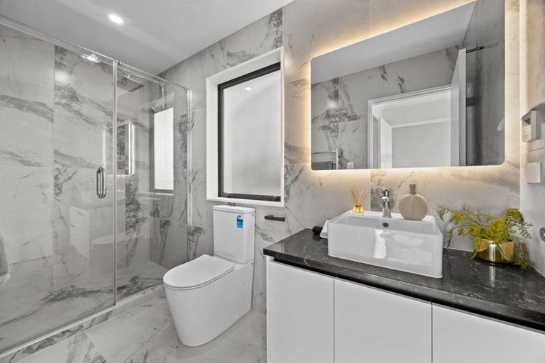 Photo of property in 17 Bremner Ridge Street, Flat Bush, Auckland, 2019