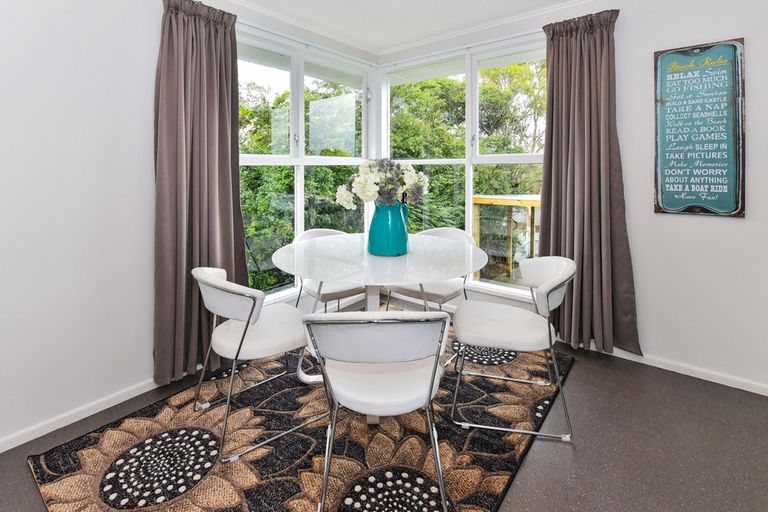 Photo of property in 102 Tennessee Avenue, Mangere East, Auckland, 2024