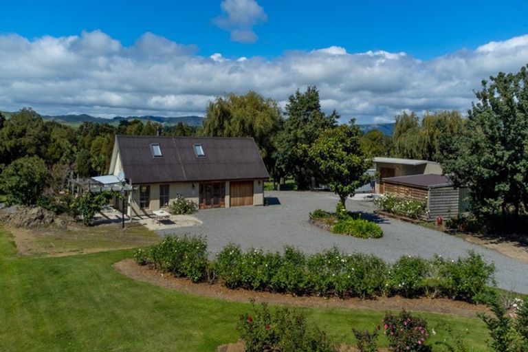 Photo of property in 82 Moiki Road, Martinborough, Greytown, 5794