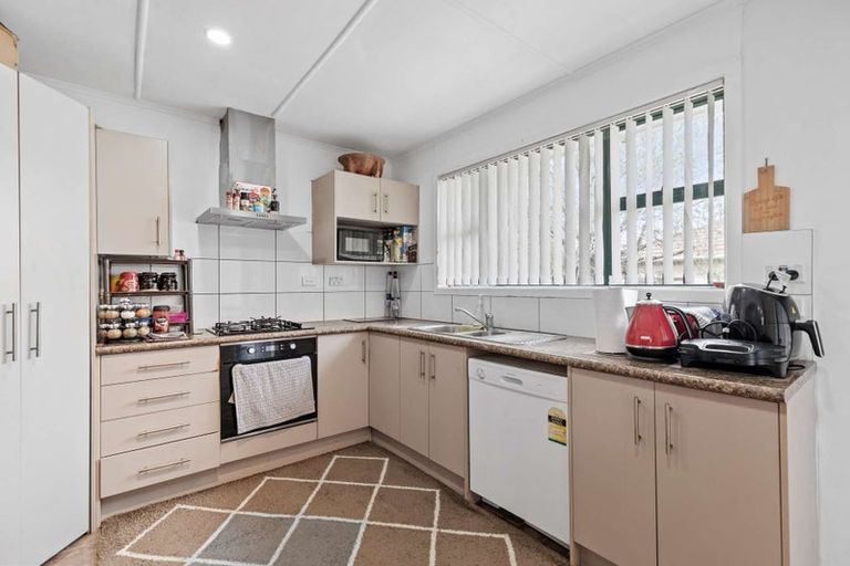 Photo of property in 9 Fleming Street, Manurewa East, Auckland, 2102