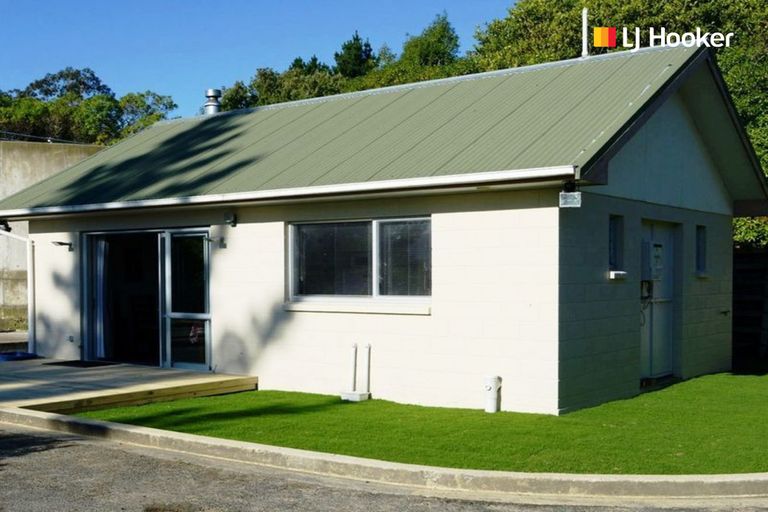 Photo of property in 8 Camp Street, Broad Bay, Dunedin, 9014