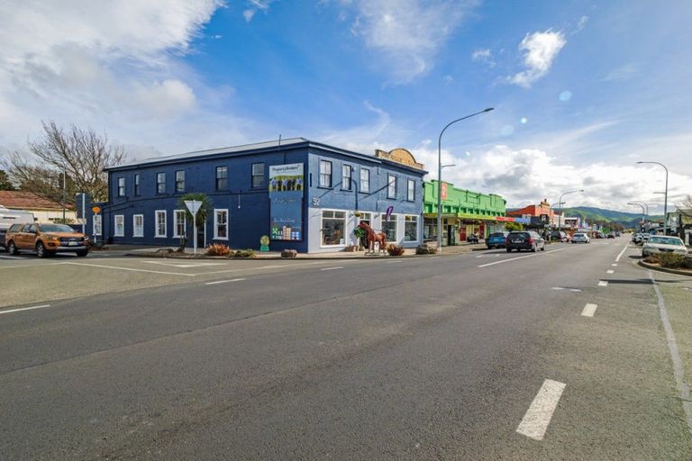 Photo of property in 92 Vogel Street, Woodville, 4920