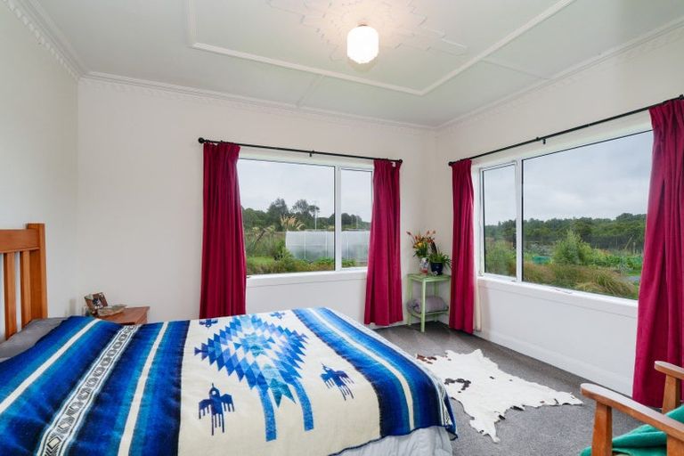 Photo of property in 193 Mason Road, Seaward Bush, Invercargill, 9871