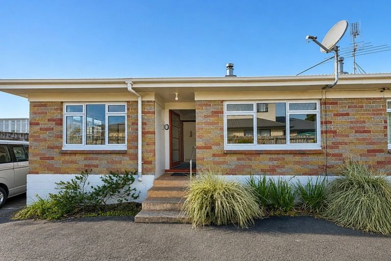 Photo of property in 5/42 Clevedon Road, Papakura, 2110