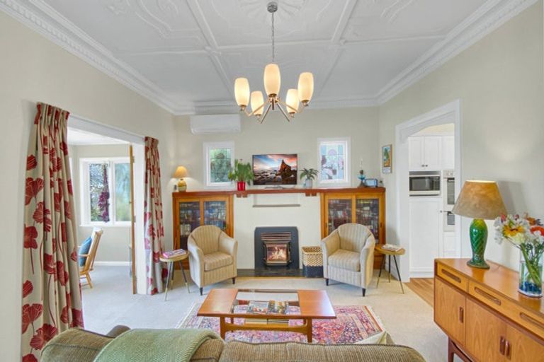 Photo of property in 36 The Esplanade, Westshore, Napier, 4110