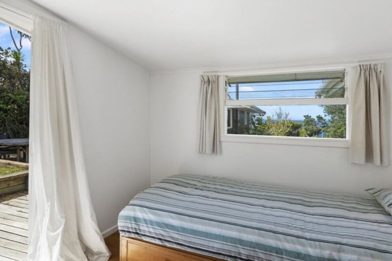 Photo of property in 3 Kowhai Terrace, Leigh, 0985