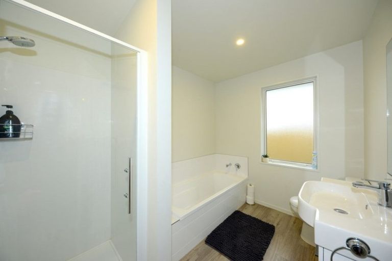 Photo of property in 30 Burnham School Road, Rolleston, 7614