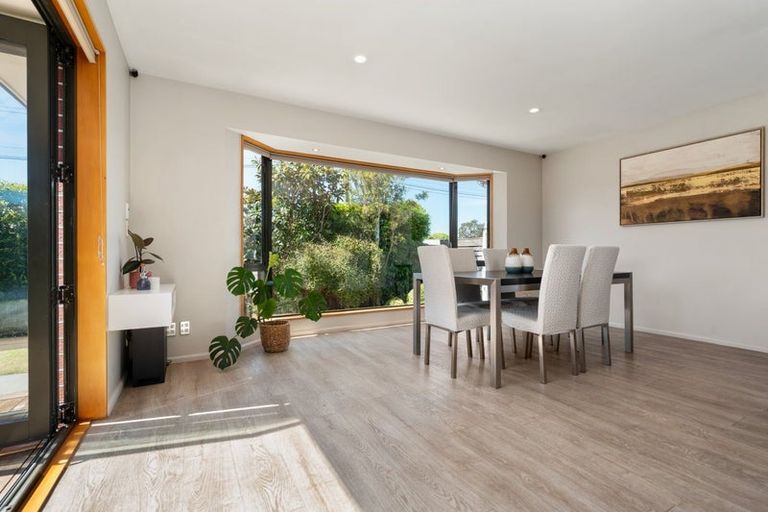 Photo of property in 11 Glenmore Avenue, Casebrook, Christchurch, 8051