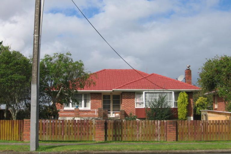 Photo of property in 26 Rosier Road, Glen Eden, Auckland, 0602