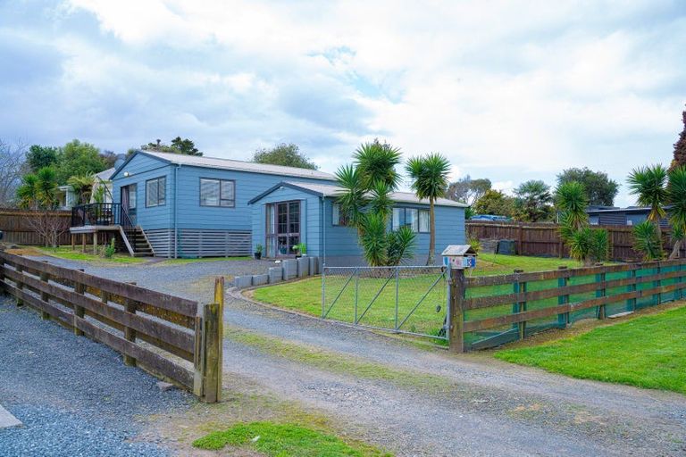 Photo of property in 18 Mahi Road, Te Kauwhata, 3710