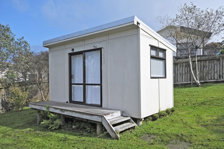 Photo of property in 11 Matangi Terrace, Snells Beach, 0920