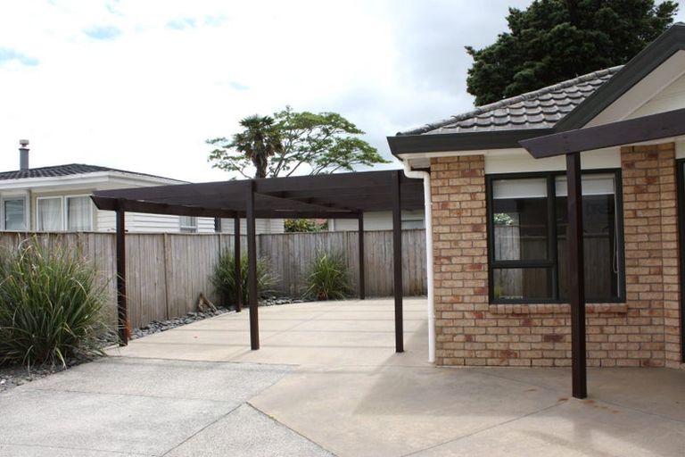 Photo of property in 2c Edmund Hillary Avenue, Papakura, 2110