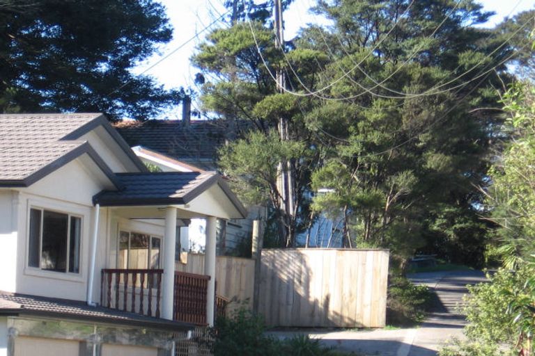 Photo of property in 87a Kaurilands Road, Titirangi, Auckland, 0604