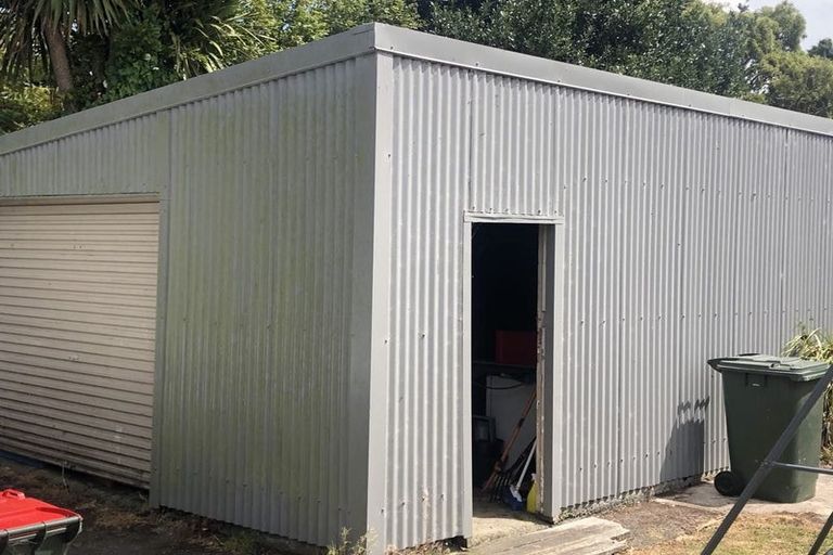 Photo of property in 12 West Street, Eltham, 4322