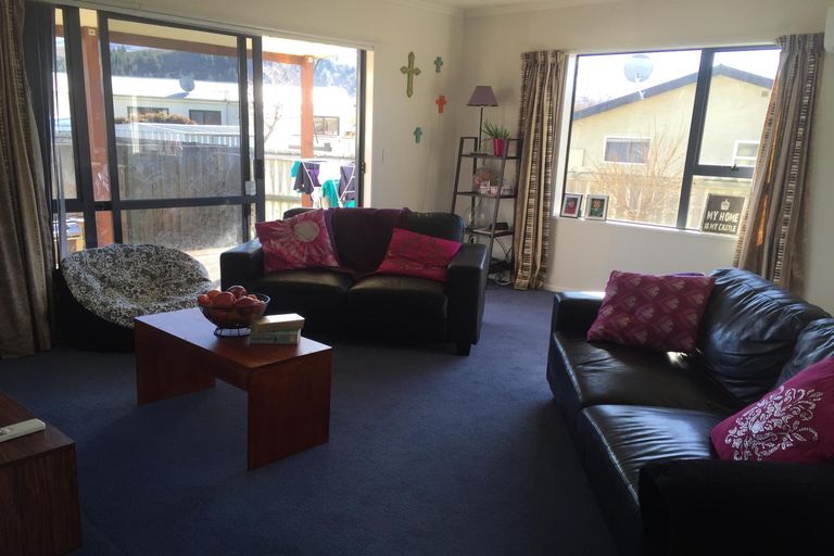 Photo of property in 38 Cairnmuir Crescent, Cromwell, 9310