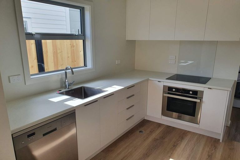 Photo of property in 19 Mcgrath Way, Taita, Lower Hutt, 5011