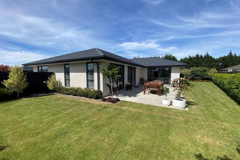 Photo of property in 5 Fairbairn Road, Rolleston, 7614