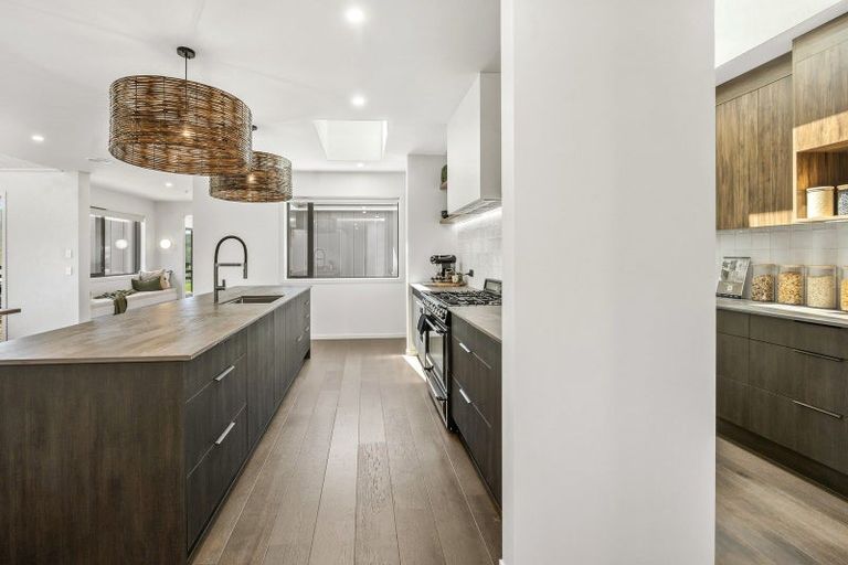 Photo of property in 11 Lochridge Drive, Kinloch, 3377