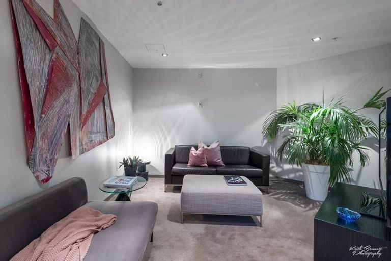 Photo of property in Alto Apartments, 3b/22 Telford Terrace, Oriental Bay, Wellington, 6011