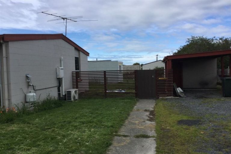 Photo of property in 1 Coronation Court, Milton, 9220