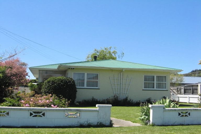 Photo of property in 21 Manson Avenue, Stoke, Nelson, 7011